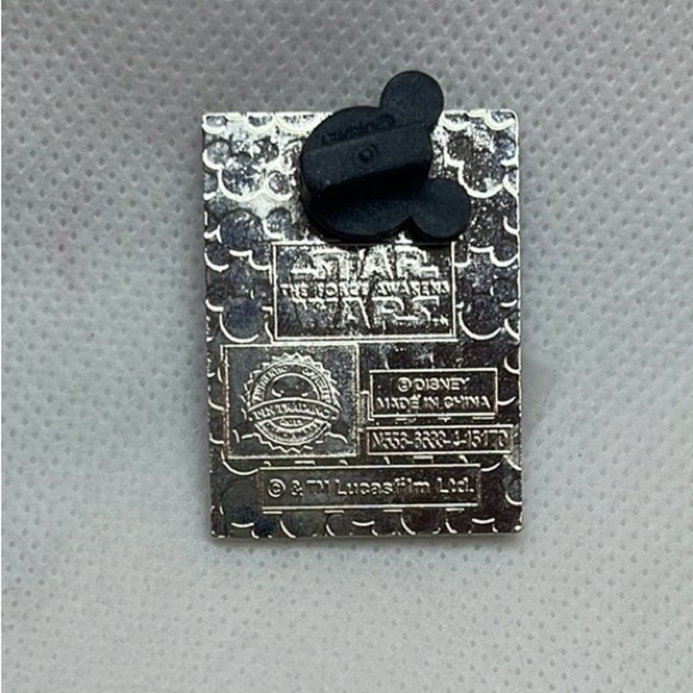 Stormtrooper Enamel Pin - Picture 2 of 5